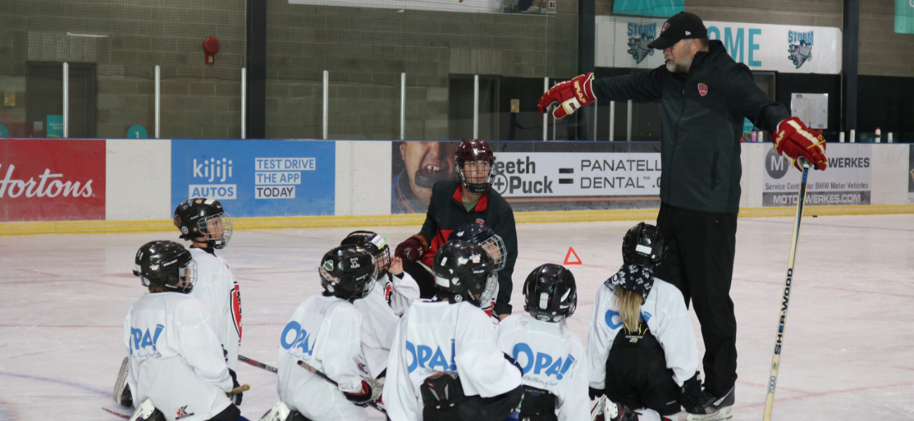FLAMES ALUMNI HOST SECOND ANNUAL ALUMNI HOCKEY SCHOOL